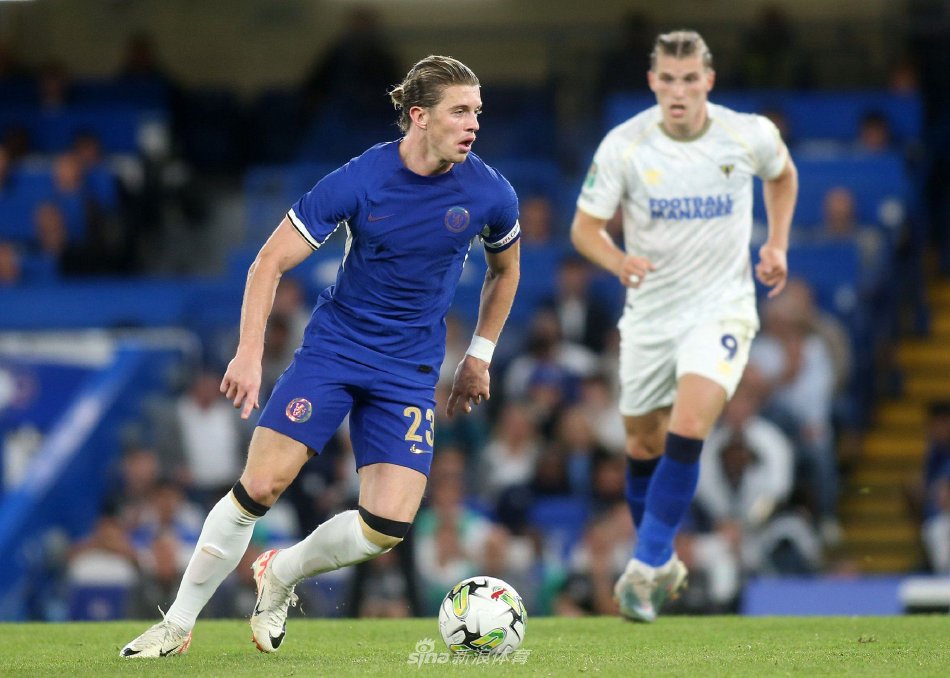 是不落俗套 是不落俗套