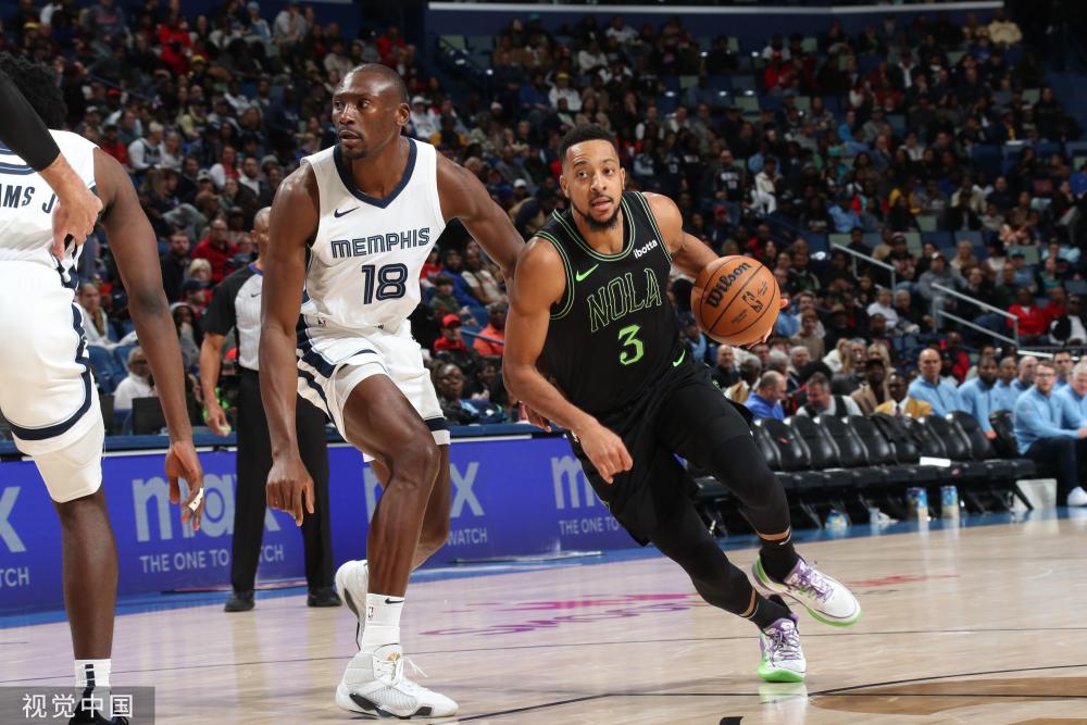 受到来自国 受到来自国